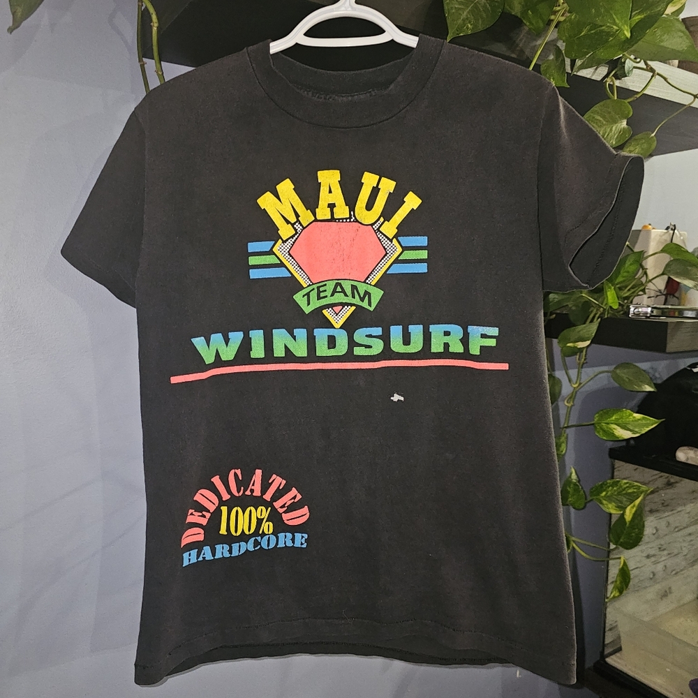 Vintage Maui tshirt